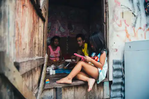 Railway Slum & Markets